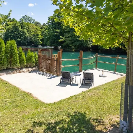 Villa Lux *
